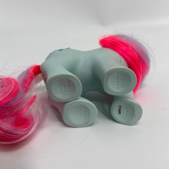 Hasbro 2018 My Little Pony Sparkler Unicorn Pegasus 35th Anniversary Blue - Picture 7 of 9